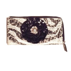Ladies large wallet/clutch
